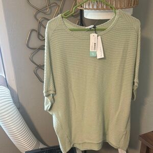 Michael Stars Green Boxy 3/4 Sleeve Sweatshirt